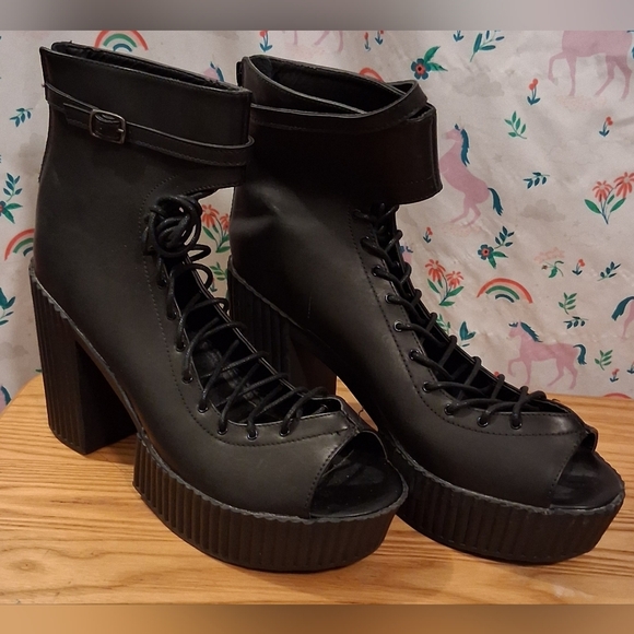 NWOT Tuk Black Leather Chunky Platform Creeper Goth Emo Moto Heel Shoe SZ 11 - Picture 3 of 9